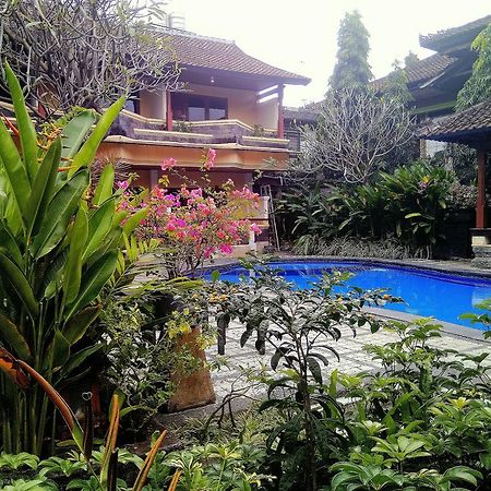 Paradiso Beach Inn Kuta  Ngoại thất bức ảnh