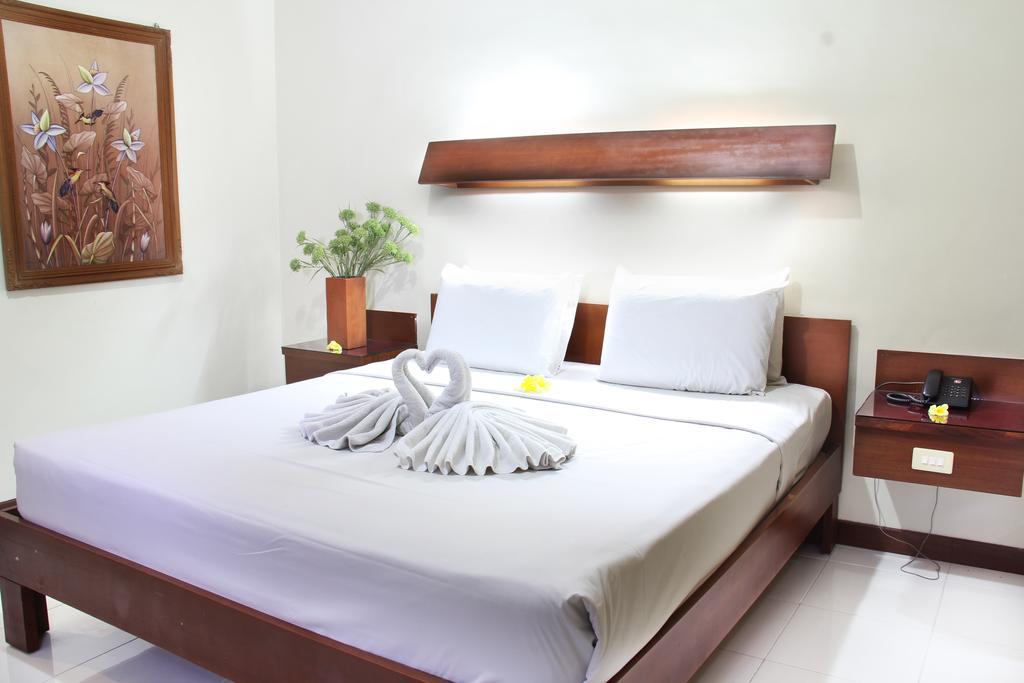 Paradiso Beach Inn Kuta  Ngoại thất bức ảnh