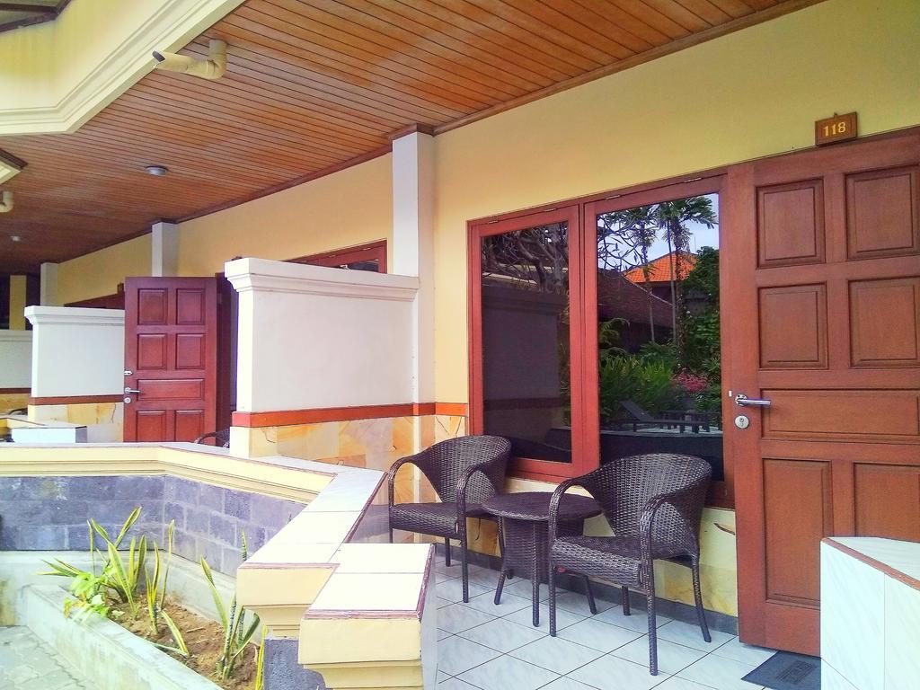 Paradiso Beach Inn Kuta  Ngoại thất bức ảnh